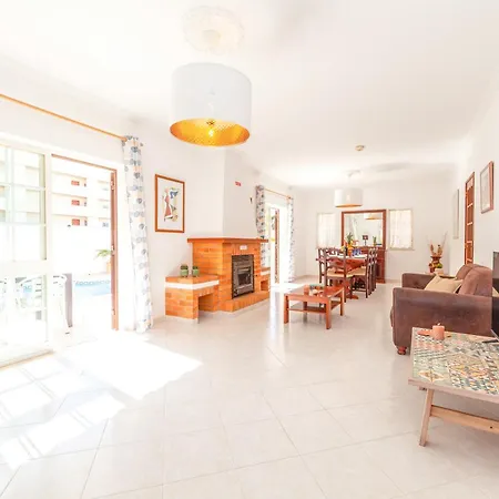 Villa Mare - Moradia Elegante Com Piscina - Gale, Albufeira